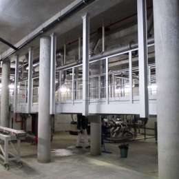 Plateforme de travail industrielle suspendue Plateforme de travail industrielle suspendue en aluminium.
